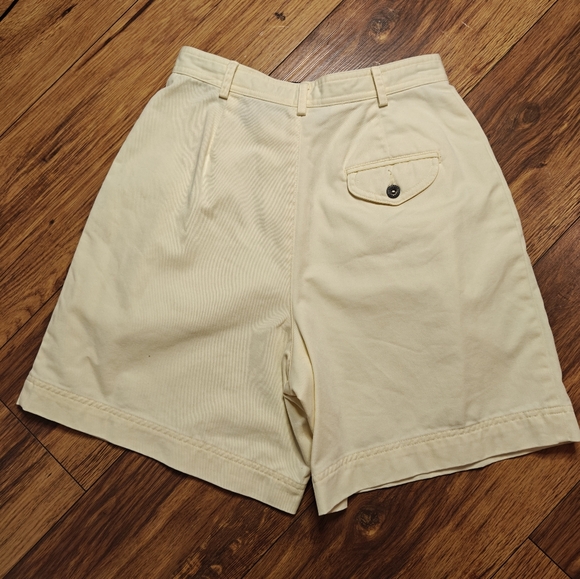 Vintage Yellow Cotton Shorts Pleated High Waisted Liz Claiborne  Womens 8 Preppy - Picture 4 of 4